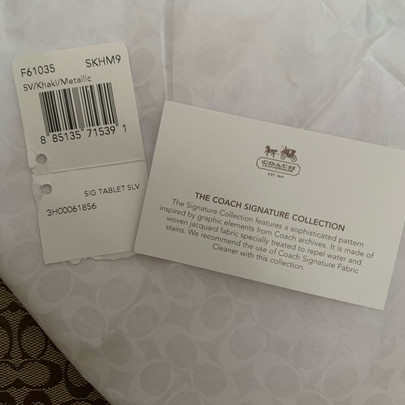 Coach Signature Tablet Sleeve Khaki/Metallic NEW - Picture 6 of 6